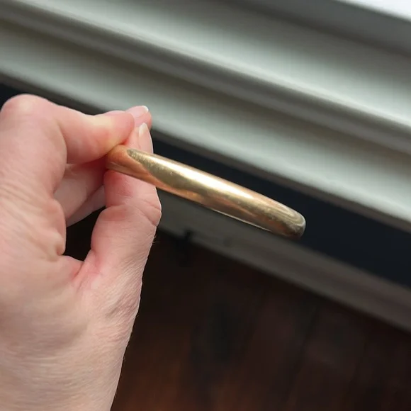 Vintage Winard 12K Gold Filled Hinged Bangle Bracelet - Picture 10 of 15